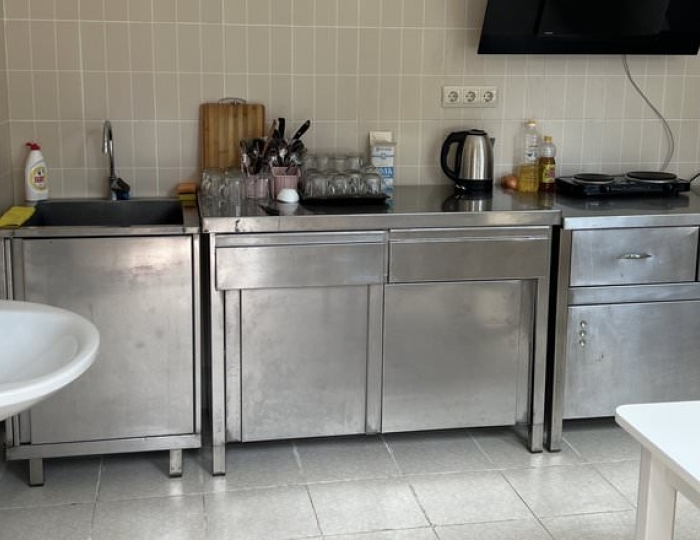 КОМФОРТ 10-МЕСТНЫЙ 4-КОМНАТНЫЙ - Отель «Дельфин» Сухум