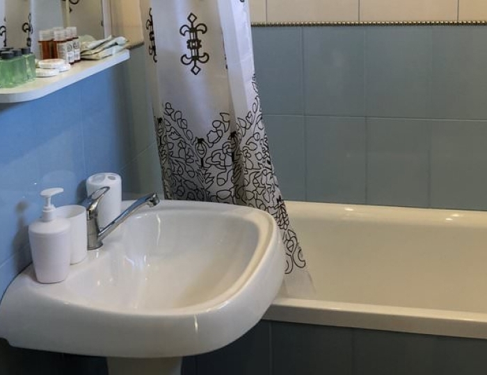 КОМФОРТ 3-МЕСТНЫЙ 1-КОМНАТНЫЙ - Отель «Дельфин» Сухум