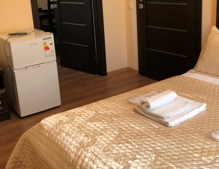 КОМФОРТ 4-МЕСТНЫЙ 2-КОМНАТНЫЙ - Отель «Дельфин» Сухум