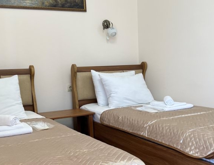 КОТТЕДЖ 6-МЕСТНЫЙ 2 ЭТАЖНЫЙ - Отель «Дельфин» Сухум