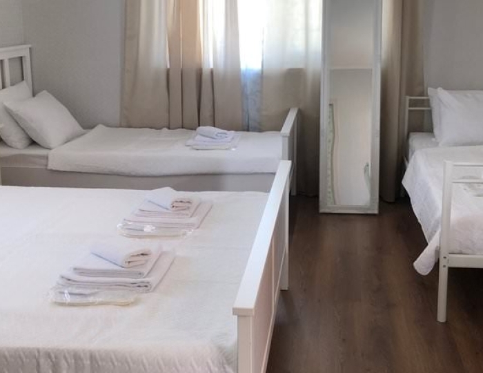 СЕМЕЙНЫЙ 6-МЕСТНЫЙ 2-КОМНАТНЫЙ КОМФОРТ - Отель «Дельфин» Сухум