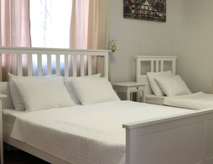 СЕМЕЙНЫЙ 6-МЕСТНЫЙ 2-КОМНАТНЫЙ КОМФОРТ - Отель «Дельфин» Сухум